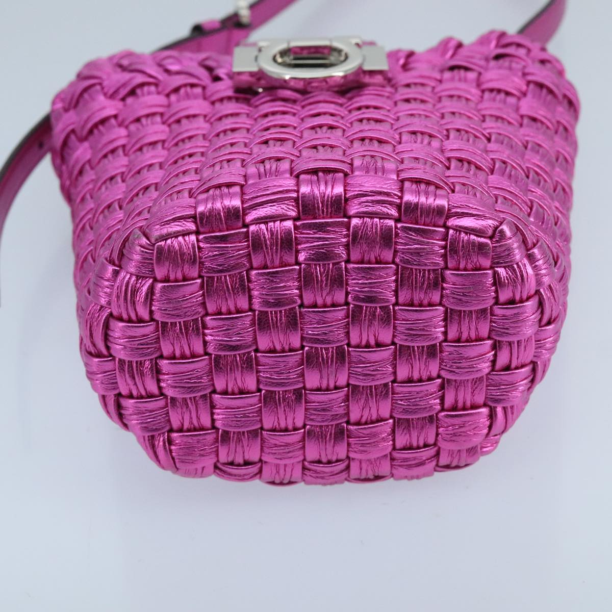 Salvatore Ferragamo Trifolio Bucket Bag in Fuchsia Woven Leather
